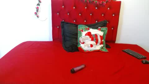 Snapshot of cristal541658 chatting on 12.04.25 cristal541658 online show from 12.04.25