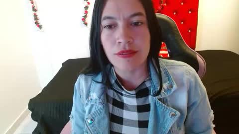 cristal541658 online show from 01.12.26