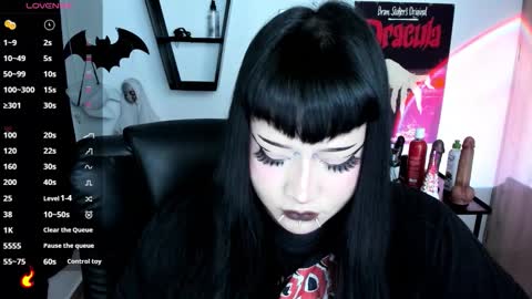 Snapshot of cristal_kosh chatting on 02.11.26 Cris online show from 02.11.26