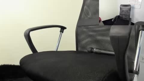 Snapshot of cristal_princess_ chatting on 02.15.25 Cristal online show from 02.15.25