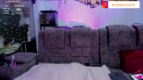 Snapshot of cristal_princess_ chatting on 07.28.26 Cristal online show from 07.28.26