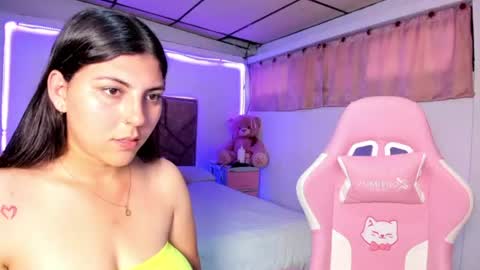 cristal_smith20 online show from 06.18.26