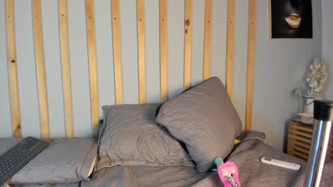 Snapshot of cristalcutte_ chatting on 02.06.25 Cristal Cute online show from 02.06.25