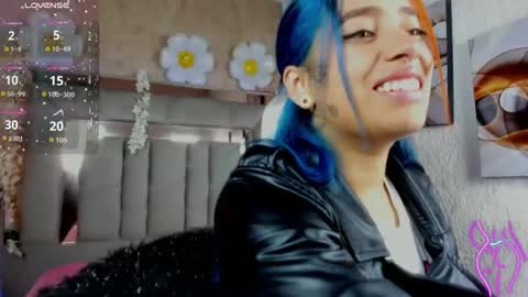   online show from 11.30.25