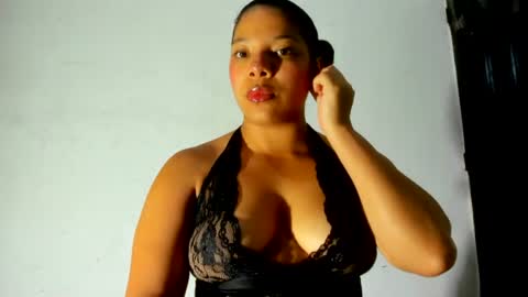 Snapshot of cristalsmith_tease14 chatting on 06.16.26 cristal online show from 06.16.26