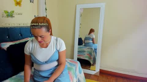 Snapshot of cristalwalker__ chatting on 10.06.25 cristal walker online show from 10.06.25