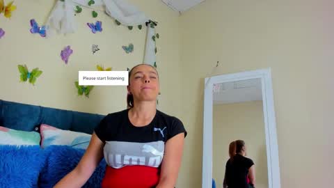 Snapshot of cristalwalker__ chatting on 10.19.25 cristal walker online show from 10.19.25