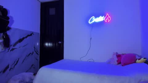 Snapshot of cristel_natt chatting on 12.12.24 Independent Model online show from 12.12.24