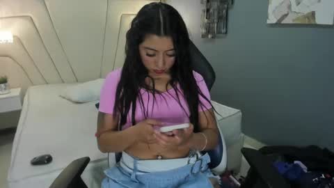 Snapshot of cristel_natt chatting on 01.09.25 Independent Model online show from 01.09.25