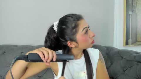 Snapshot of cristel_natt chatting on 01.10.25 Independent Model online show from 01.10.25