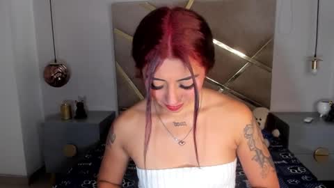 Snapshot of cristel_natt chatting on 01.28.25 Independent Model online show from 01.28.25