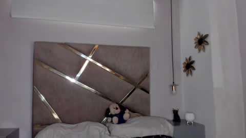 Snapshot of cristel_natt chatting on 02.05.25 Independent Model online show from 02.05.25