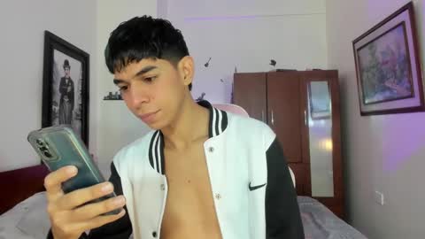 Snapshot of cristhian_slytherin chatting on 01.20.25 cristhian online show from 01.20.25