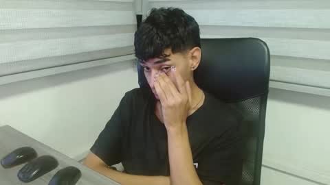 Snapshot of cristhian_slytherin chatting on 09.27.25 cristhian online show from 09.27.25