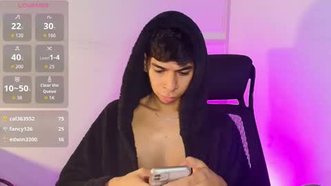 Snapshot of cristhian_slytherin chatting on 12.16.25 cristhian online show from 12.16.25