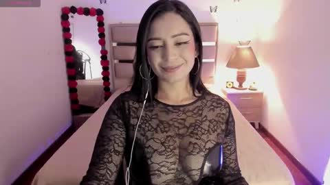 Cristina online show from 09.30.25