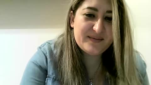 Snapshot of cristina20021991 chatting on 01.01.25 cristina20021991 online show from 01.01.25