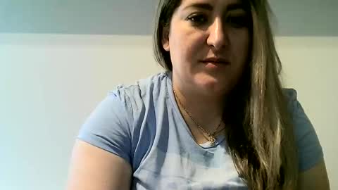 Snapshot of cristina20021991 chatting on 09.10.25 cristina20021991 online show from 09.10.25