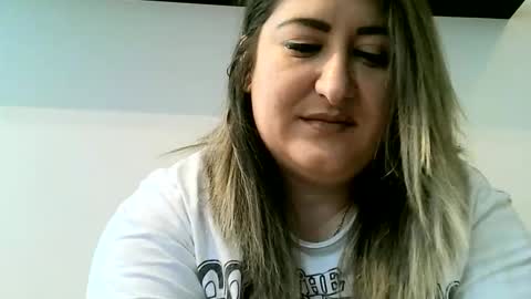 Snapshot of cristina20021991 chatting on 03.21.26 cristina20021991 online show from 03.21.26