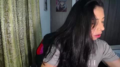 Snapshot of cristina_ford chatting on 09.22.25 Cristina online show from 09.22.25