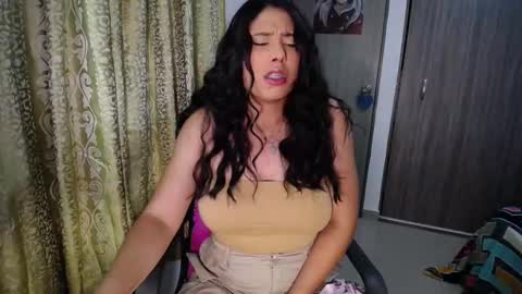 Snapshot of cristina_ford chatting on 10.13.25 Cristina online show from 10.13.25