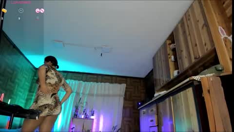 Snapshot of cristinavanegas chatting on 03.25.26 Julieta online show from 03.25.26