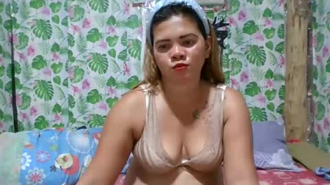 Snapshot of cristine316 chatting on 02.24.25 cristine316 online show from 02.24.25