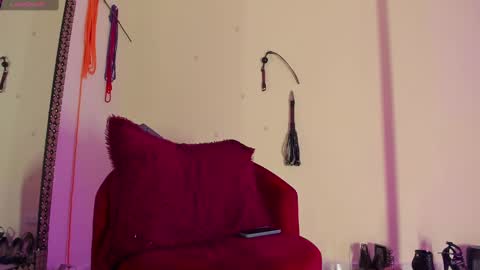 Cristin online show from 03.10.25