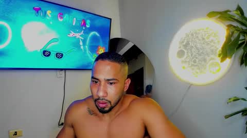 Snapshot of cristobal12cock chatting on 12.19.25 Cristian online show from 12.19.25