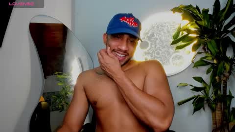 Snapshot of cristobal12cock chatting on 03.13.26 Cristian online show from 03.13.26