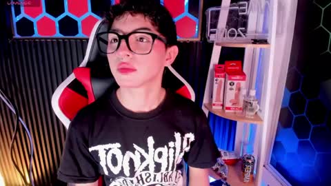 Cristopher  online show from 04.30.26