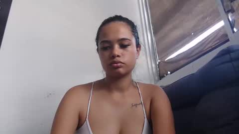 Snapshot of cristtal__2 chatting on 11.03.25 Cristtal  2 online show from 11.03.25