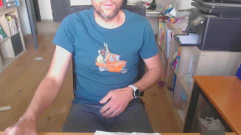 Snapshot of crisup1980 chatting on 02.14.25 crisup1980 online show from 02.14.25