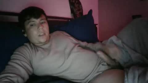 Snapshot of crisx3585 chatting on 09.29.25 crisx3585 online show from 09.29.25