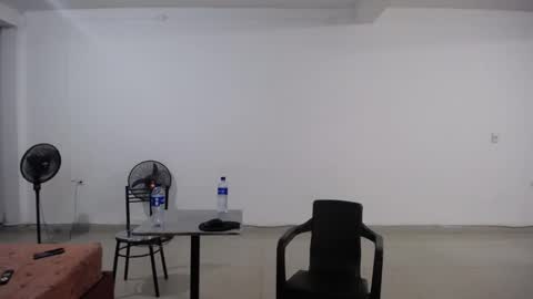 crisyoha4020 online show from 10.28.25