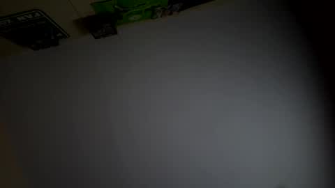 Critter2999LuvsFeet online show from 12.15.25