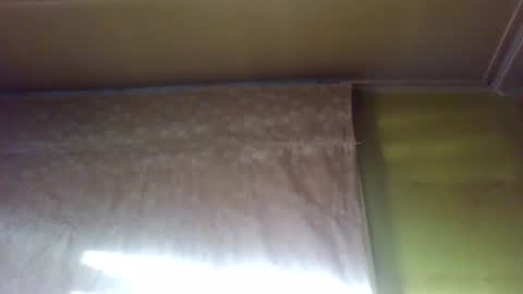 Snapshot of crmperez chatting on 12.25.24 crmperez online show from 12.25.24