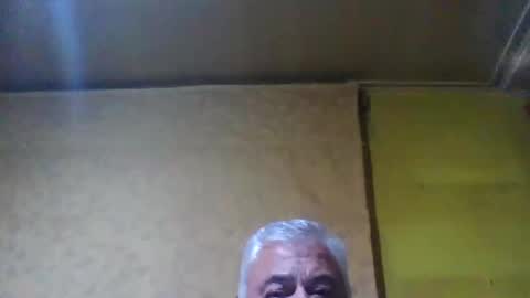 Snapshot of crmperez chatting on 01.14.25 crmperez online show from 01.14.25