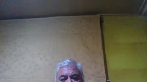 Snapshot of crmperez chatting on 01.28.25 crmperez online show from 01.28.25