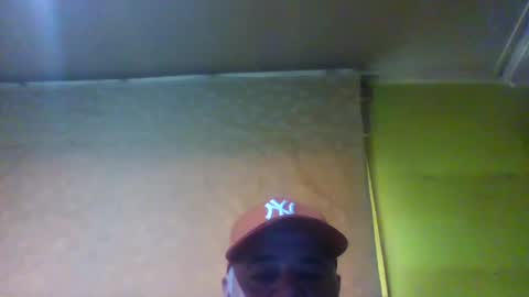 Snapshot of crmperez chatting on 02.16.25 crmperez online show from 02.16.25