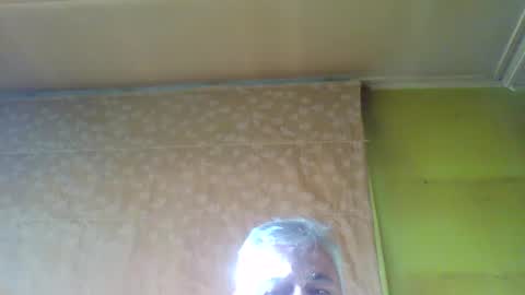 Snapshot of crmperez chatting on 02.27.25 crmperez online show from 02.27.25