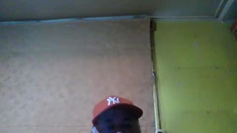 Snapshot of crmperez chatting on 10.26.25 crmperez online show from 10.26.25