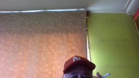 Snapshot of crmperez chatting on 12.04.25 crmperez online show from 12.04.25