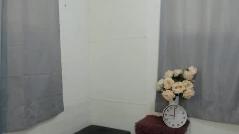 crocodale online show from 09.21.25