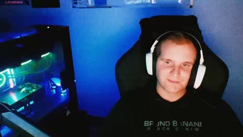 Snapshot of croissant911 chatting on 12.02.24 Anderson online show from 12.02.24