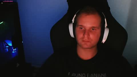 Snapshot of croissant911 chatting on 12.04.24 Anderson online show from 12.04.24