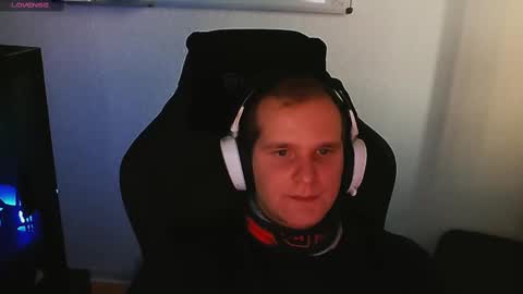 Snapshot of croissant911 chatting on 02.21.25 Anderson online show from 02.21.25