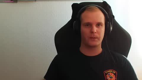 Snapshot of croissant911 chatting on 09.11.25 Anderson online show from 09.11.25