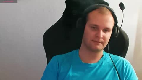 Snapshot of croissant911 chatting on 09.19.25 Anderson online show from 09.19.25