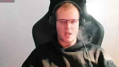 Snapshot of croissant911 chatting on 09.25.25 Anderson online show from 09.25.25